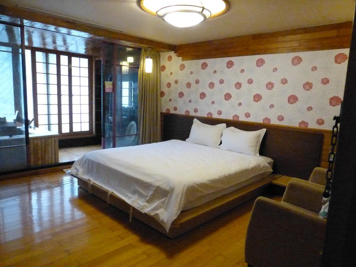 Full Moon Spa Wulai Luaran gambar